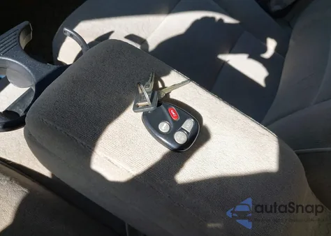 1998 Oldsmobile Eighty-Eight Ls из США, поврежденный, VIN 1G3HN52K9W4846094